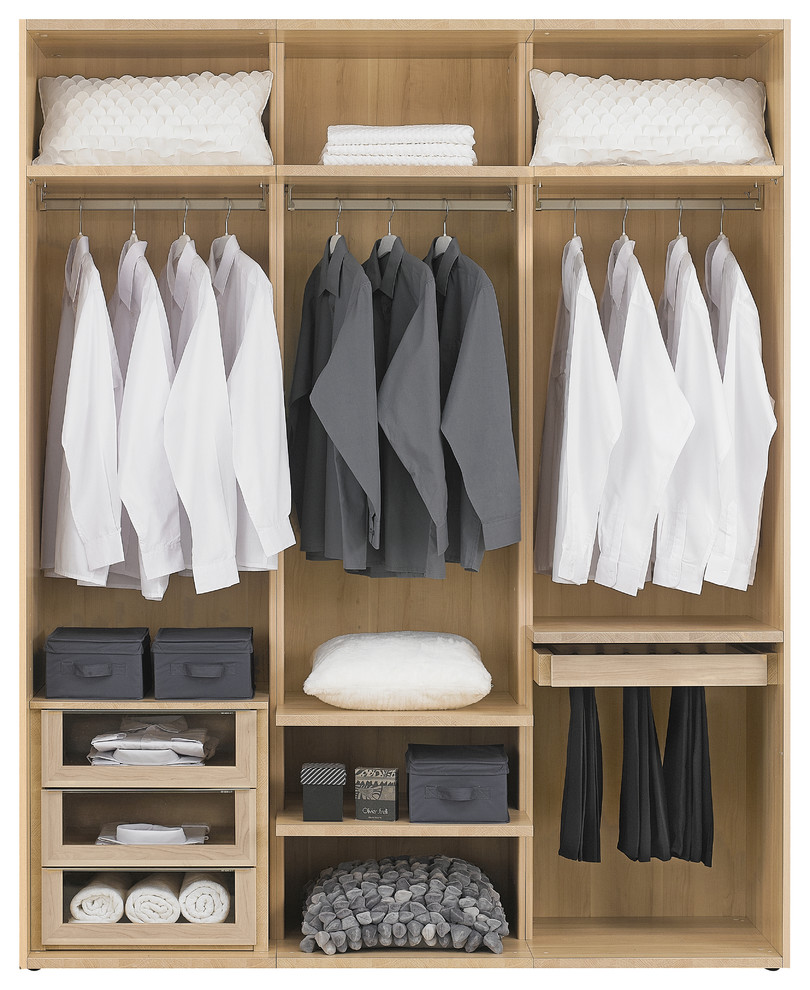 Ejemplo de armario vestidor unisex minimalista de tamaño medio con armarios abiertos y puertas de armario de madera clara