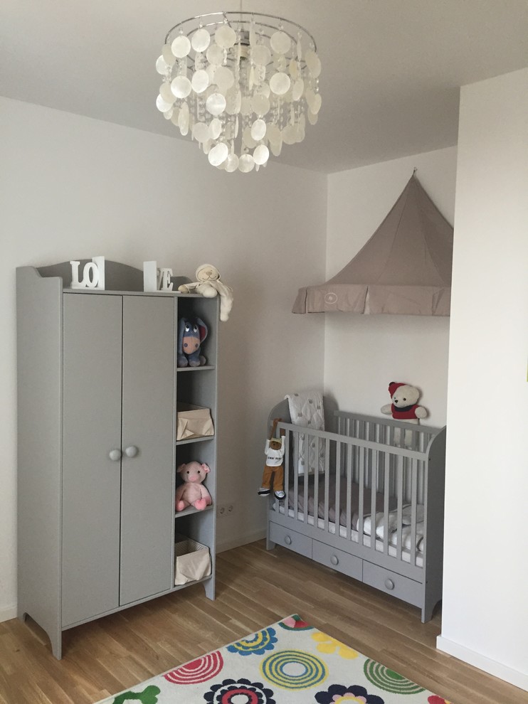 Modernes Babyzimmer in Berlin