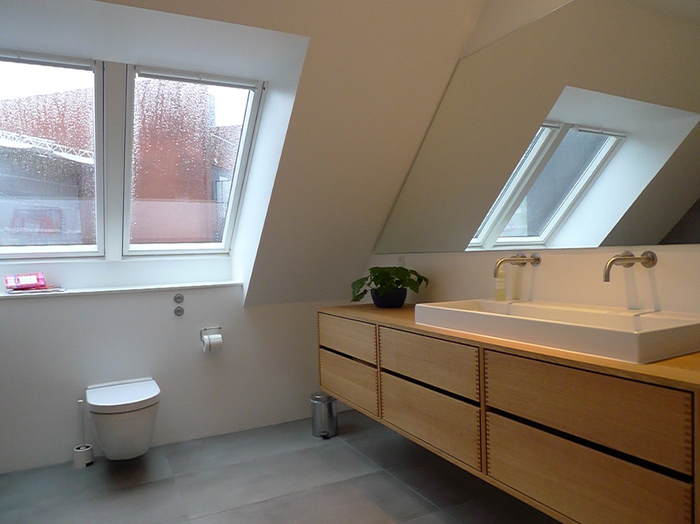This is an example of a scandi bathroom in Copenhagen.