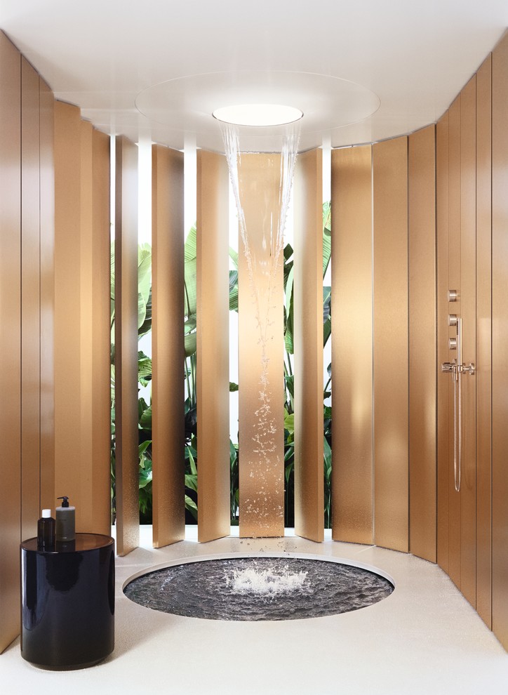 Modernes Badezimmer mit bodengleicher Dusche und offener Dusche in Dortmund