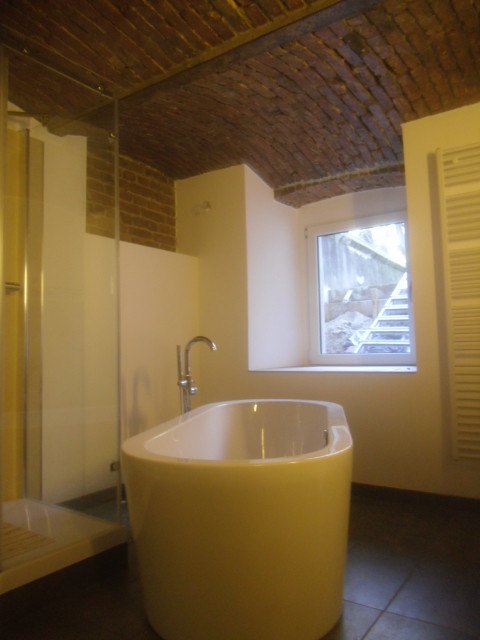 Bad im Keller - Contemporary - Bathroom - Dusseldorf - by Koch-Kohlstadt,  Michael, Dipl.-Ing. | Houzz IE