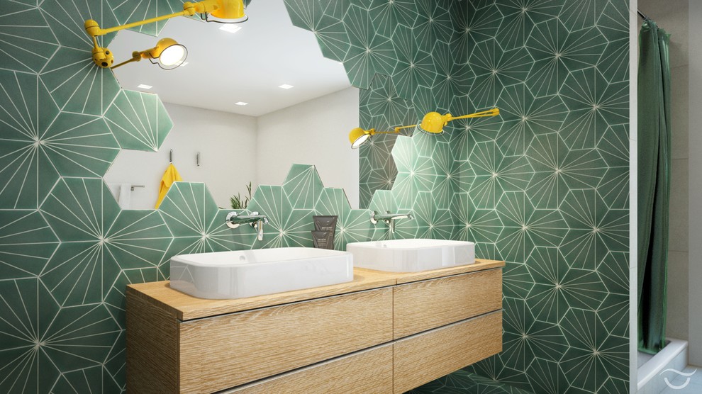 Свежая идея для дизайна: ванная комната в современном стиле с плоскими фасадами и светлыми деревянными фасадами - отличное фото интерьера