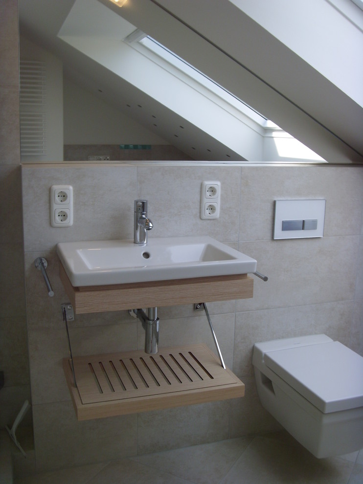 Ejemplo de cuarto de baño contemporáneo pequeño