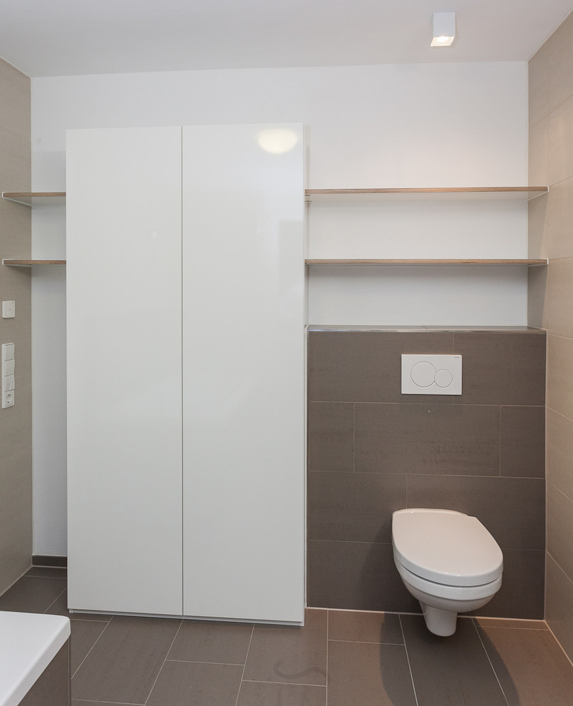 Small bathroom in Stuttgart.