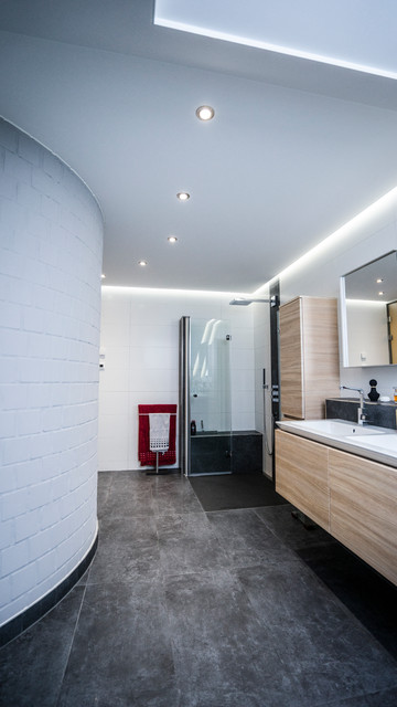 Deckengestaltung mit CLIPSO® und Beleuchtungskonzept im Badezimmer - Modern  - Badezimmer - Sonstige - von Optimaler Sàrl | Houzz
