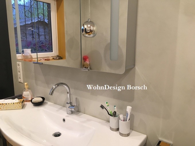 This is an example of a contemporary bathroom in Cologne.