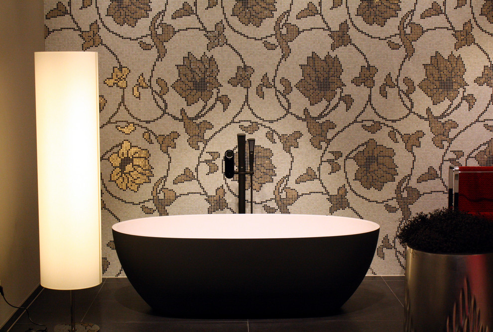 Galerie Contemporary Bathroom Cologne by Paul Heinen Bad