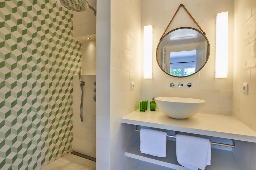 Photo of a beach style bathroom in Palma de Mallorca.