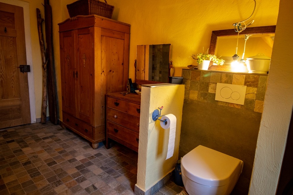 Landhaus Badezimmer in Sonstige