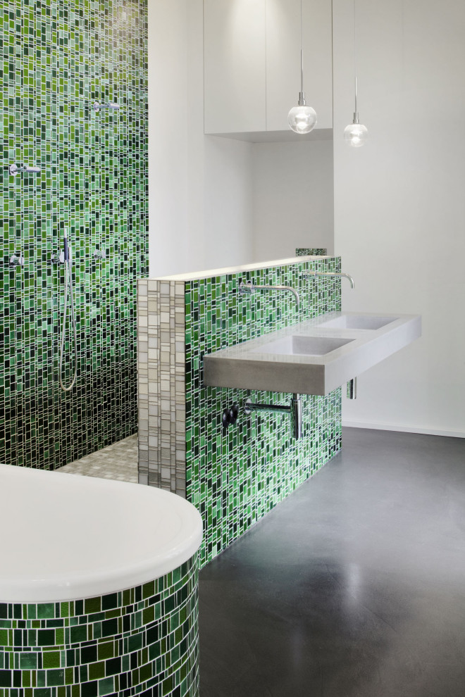 This is an example of a modern bathroom in Dusseldorf.