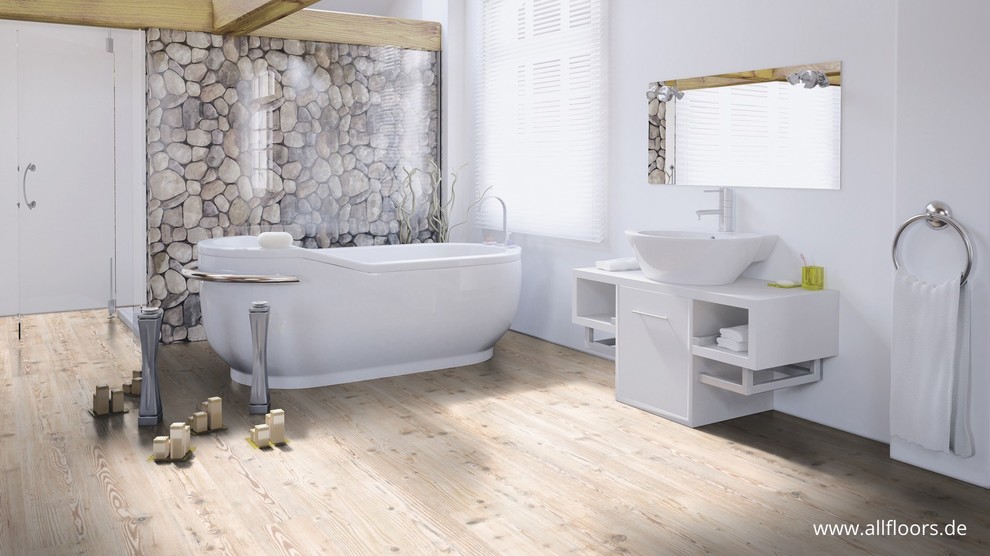 На фото: ванная комната среднего размера в скандинавском стиле