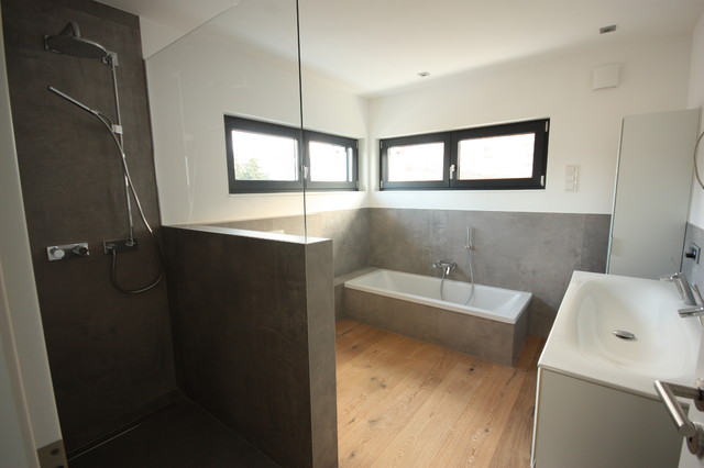Verplicht daar ben ik het mee eens Schrijf op Neubau Bad Wandfliese 120x120 cm - Contemporary - Bathroom - Other - by  Fliesen Schmidt GmbH | Houzz IE