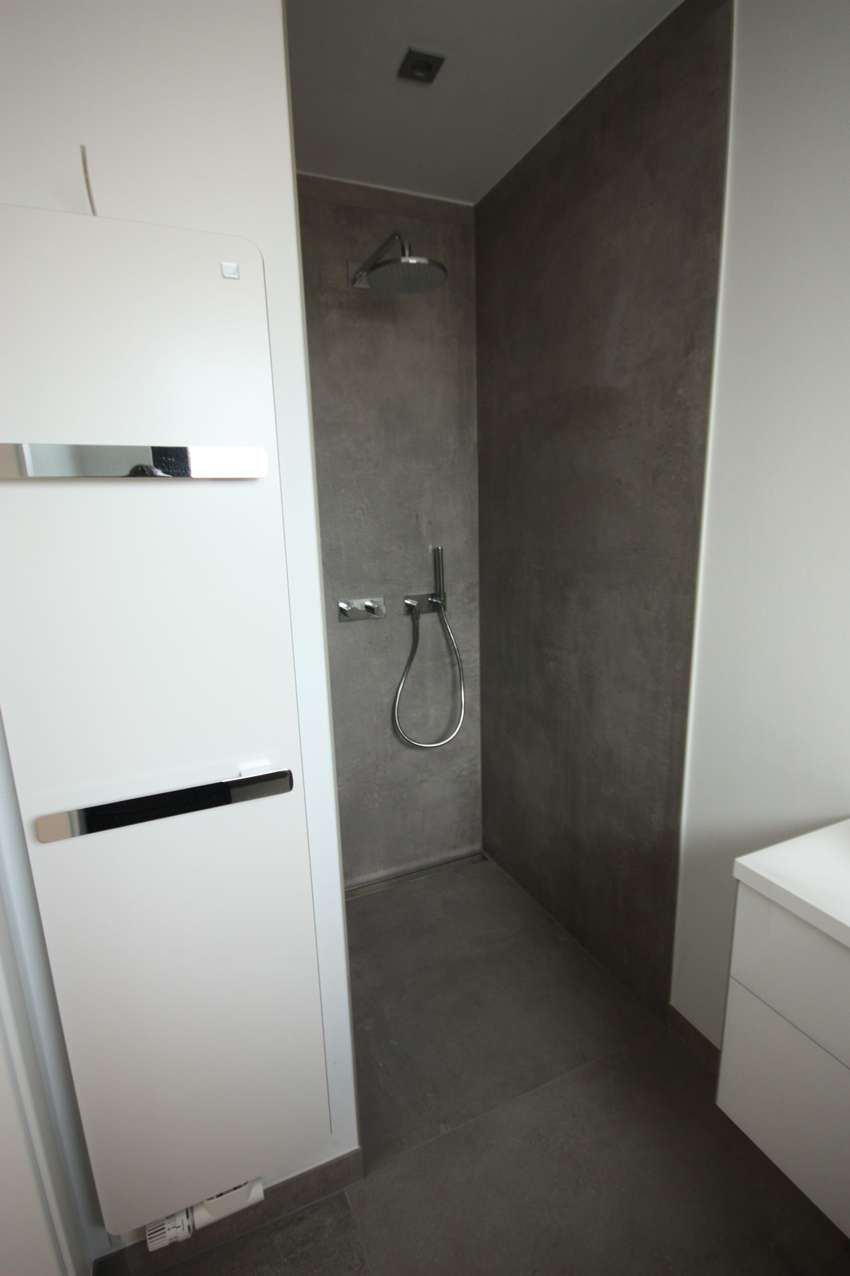 Neubau Bad/WC Großformat 120x240 cm - Contemporary - Bathroom - Frankfurt -  by Fliesen Schmidt GmbH | Houzz