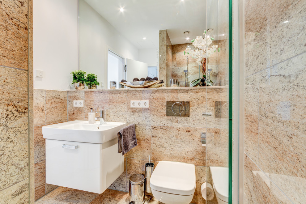 Imagen de cuarto de baño contemporáneo con armarios con paneles lisos, puertas de armario blancas, ducha empotrada, baldosas y/o azulejos marrones, paredes blancas, lavabo tipo consola y suelo marrón