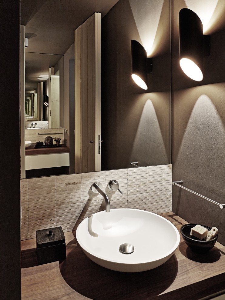 Bathroom - contemporary bathroom idea in Berlin