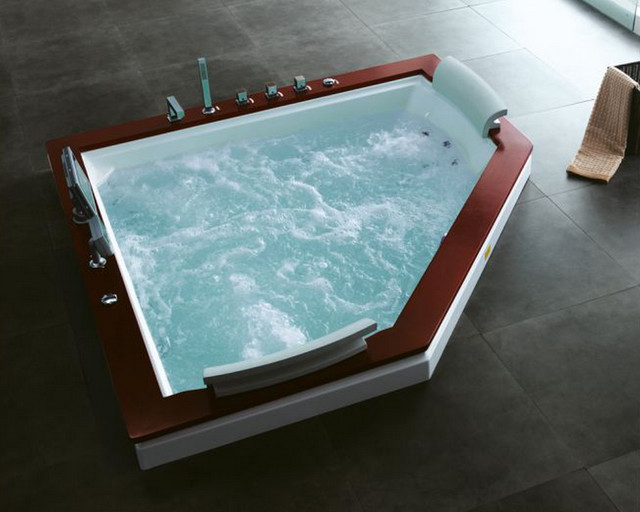 Whirlpools Contemporain Salle de Bain Dortmund par Royalking