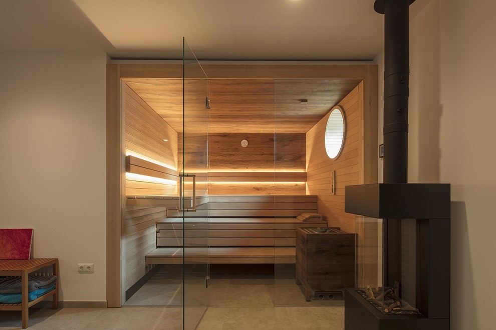 Inspiration for a contemporary sauna bathroom in Bremen.