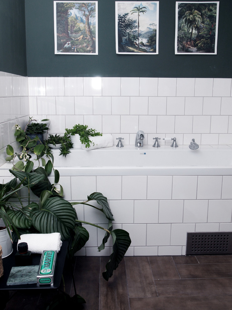 Inspiration for a contemporary bathroom in Gothenburg.