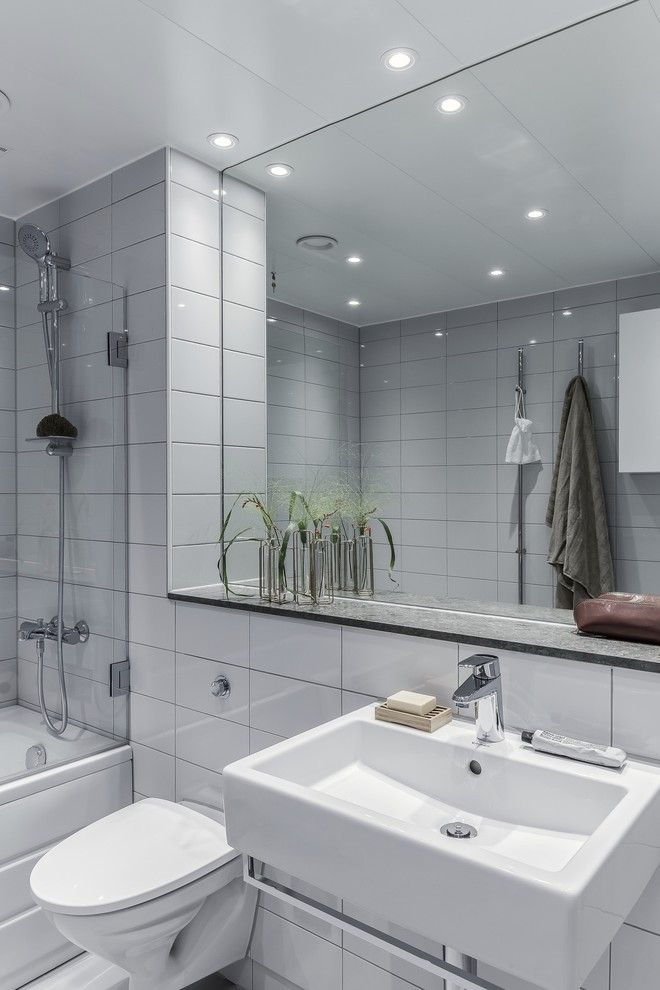 Design ideas for a modern bathroom in Stockholm.