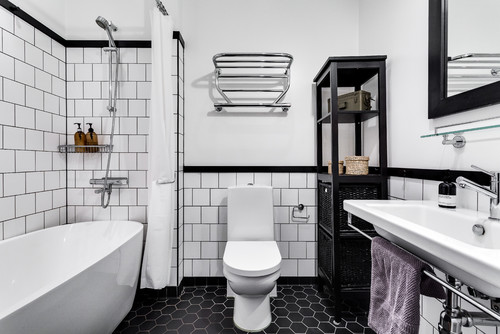 Retro Style Bathroom with Subway and Hexagon Tiles