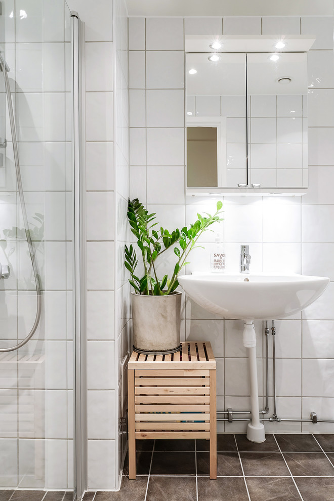 Inspiration for a bathroom remodel in Gothenburg
