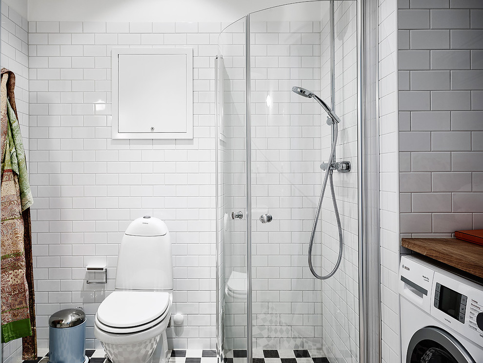 Photo of a scandi bathroom in Gothenburg.