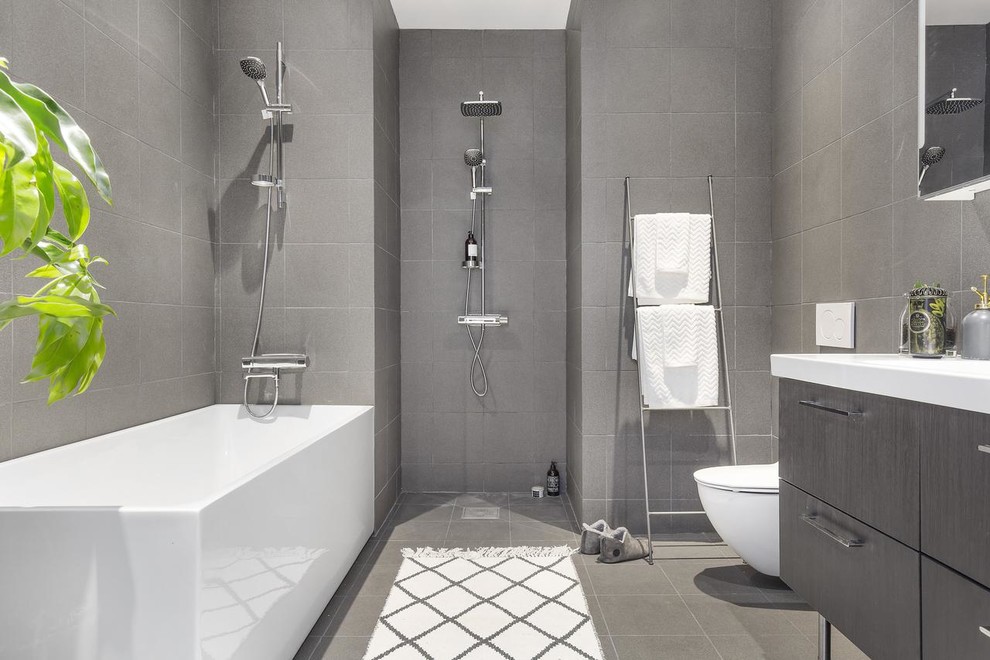 ストックホルムにあるコンテンポラリースタイルのおしゃれな浴室の写真
