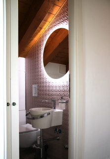 おしゃれなトイレ 洗面所 ピンクの壁 の画像 75選 22年9月 Houzz ハウズ