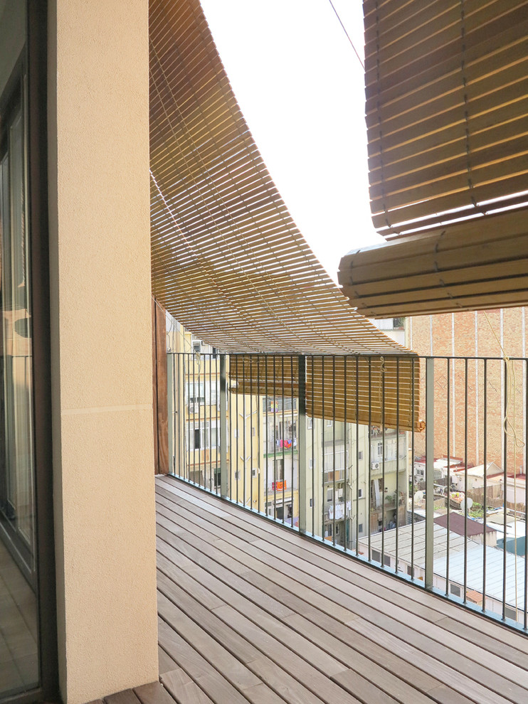 На фото: балкон и лоджия в современном стиле