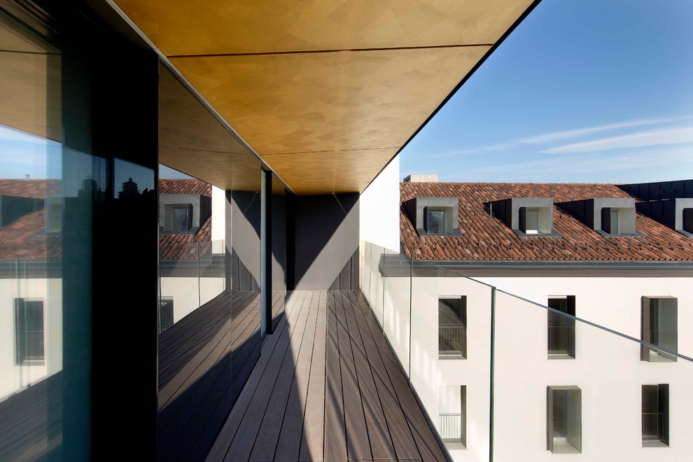 Modernes Loggia in Turin