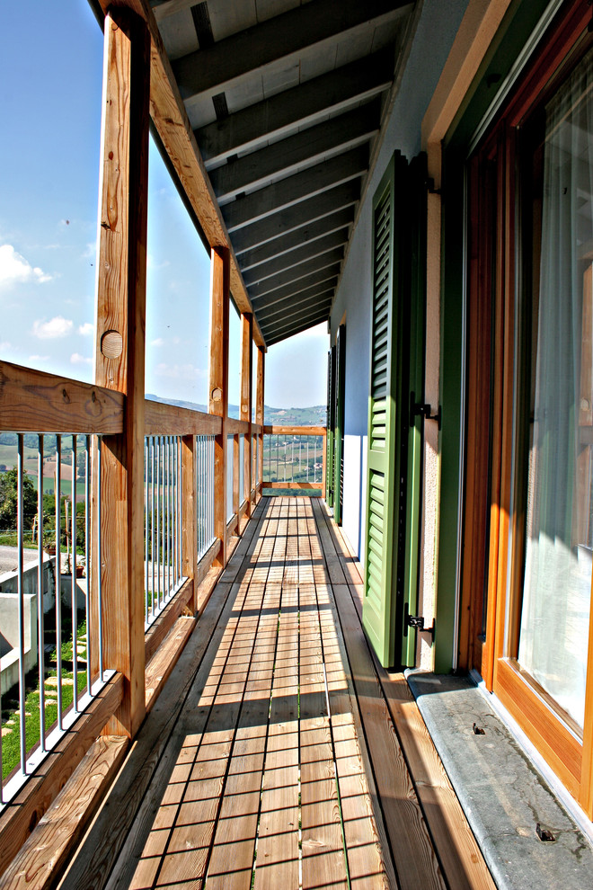 Imagen de balcones rural de tamaño medio