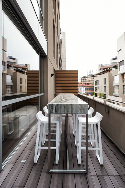 5 astuces pour maximiser l'espace de rangement d'un balcon