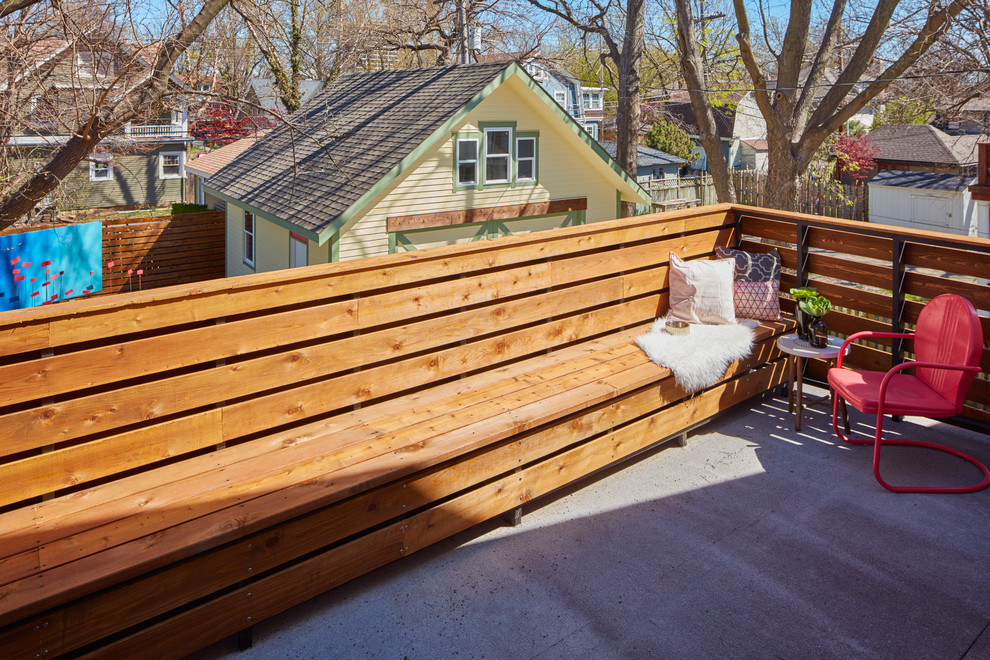 Aménagement d'un balcon contemporain de taille moyenne avec aucune couverture.