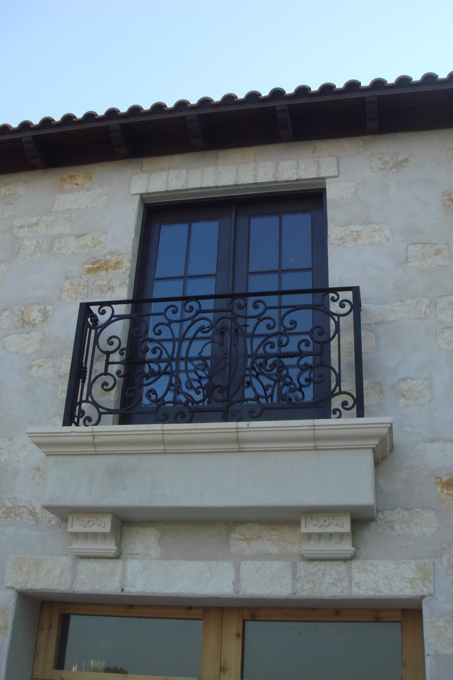 Стильный дизайн: балкон и лоджия в средиземноморском стиле - последний тренд