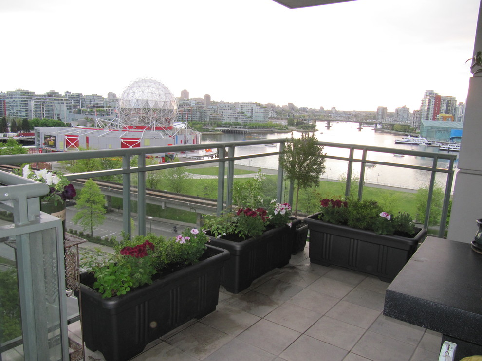 Balcony makeover Modern Balcony Vancouver by Huckleberry