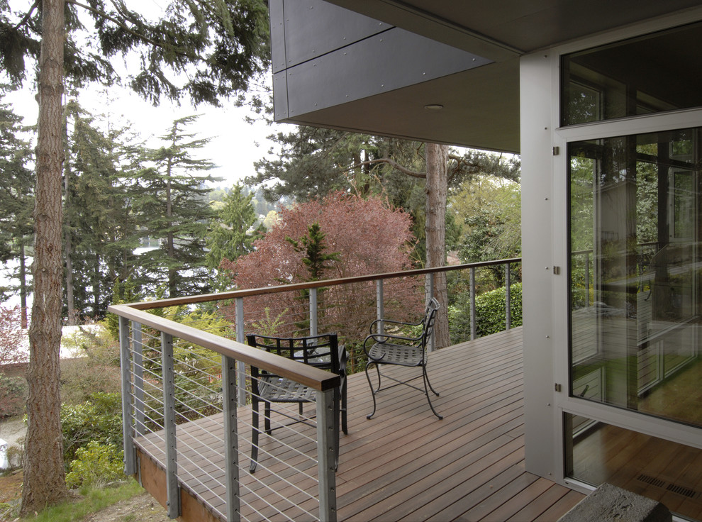 Aménagement d'un balcon moderne.