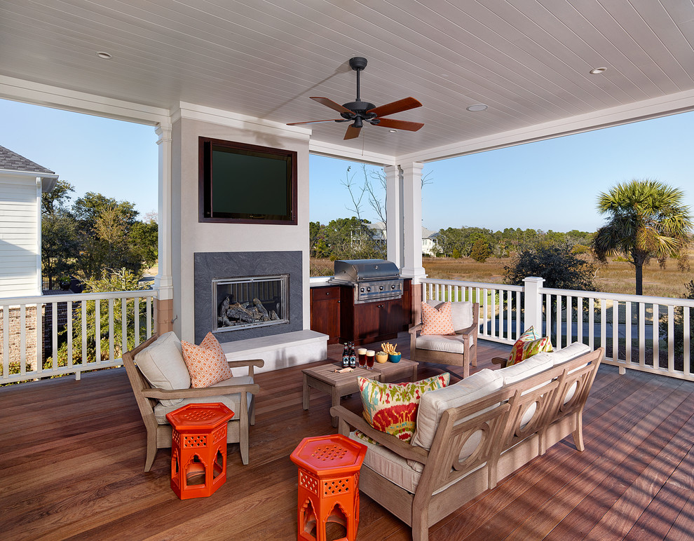 Example of a beach style deck design in Charleston