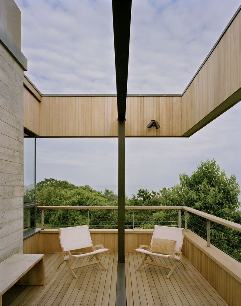 Idée de décoration pour un balcon minimaliste de taille moyenne avec aucune couverture.