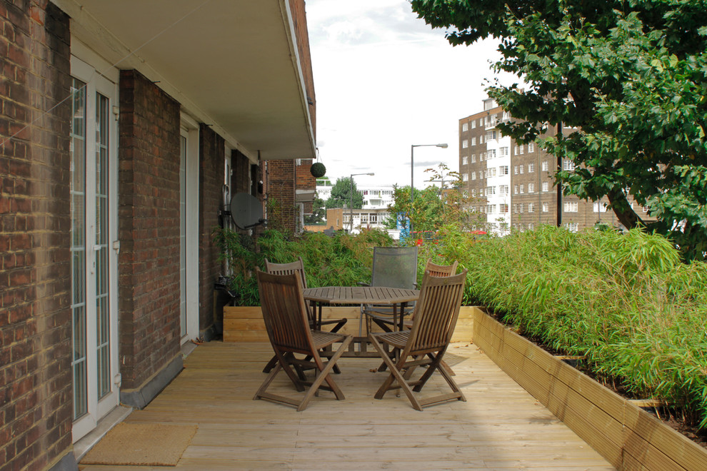 Design ideas for a small contemporary balcony in London with no cover.