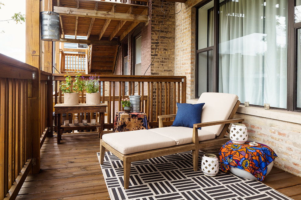 Photo of a classic balcony in Chicago.