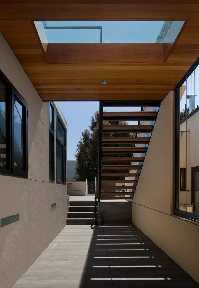 Inspiration for a coastal balcony in San Francisco.