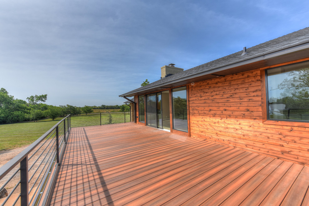 Diseño de balcones de estilo de casa de campo de tamaño medio sin cubierta