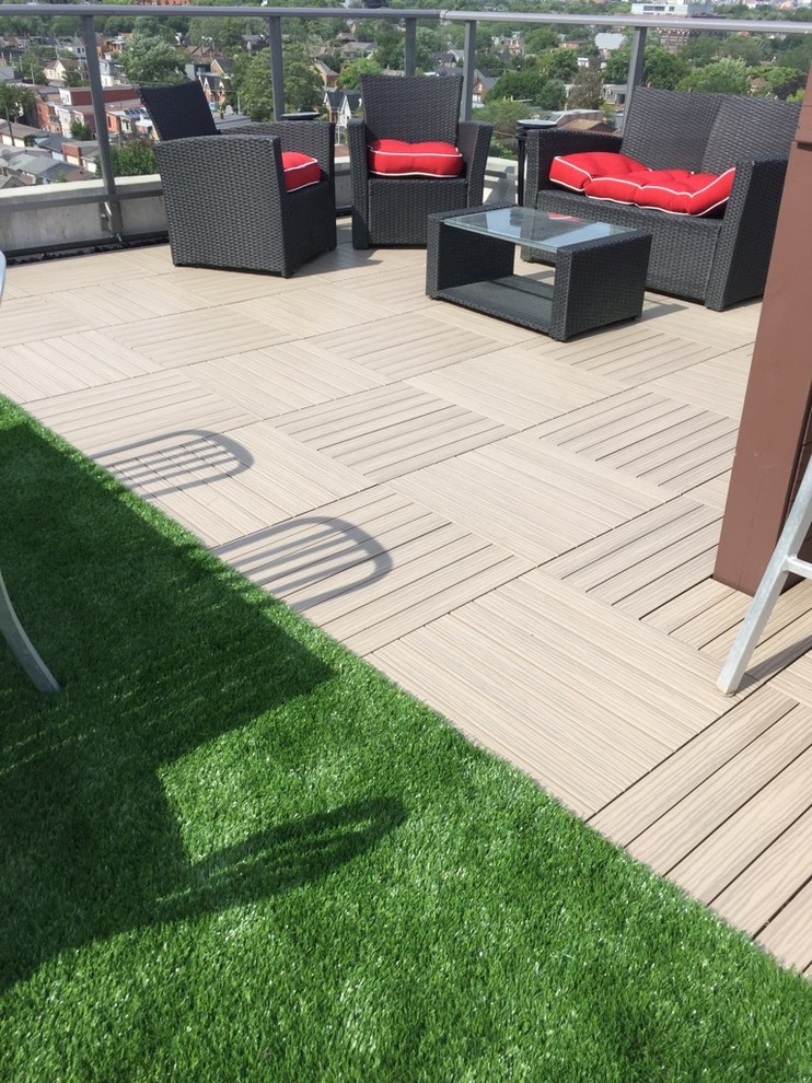 NEX GEN Condo Balcony Flooring - Minimalistisch - Balkon - Toronto ...