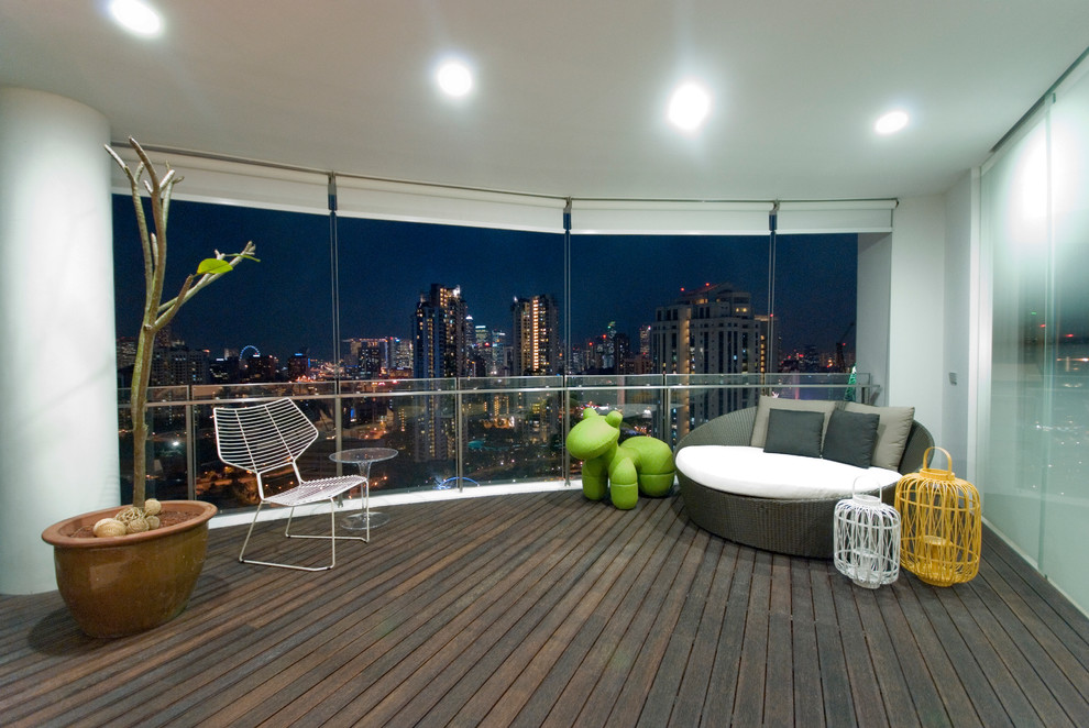 Идея дизайна: балкон и лоджия в современном стиле в квартире