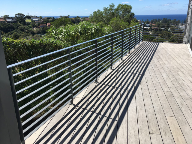 Aluminium Handrails and balustrades - Traditional - Balcony ...