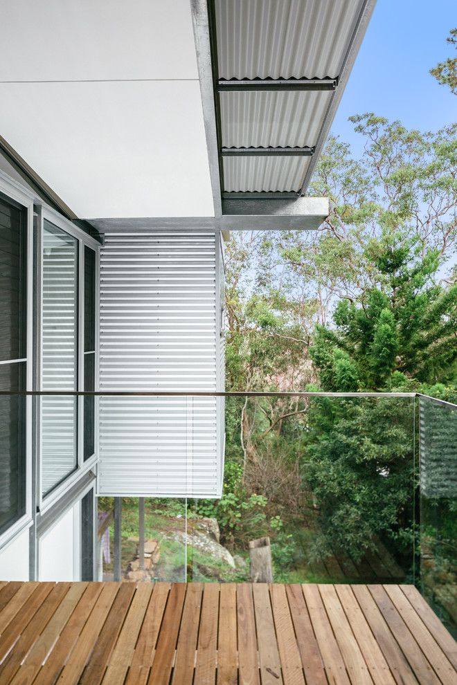 Modelo de balcones contemporáneo en anexo de casas