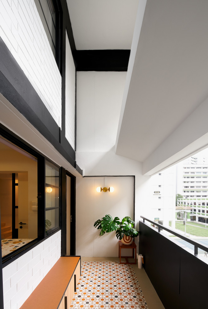Design ideas for a contemporary balcony in Singapore.