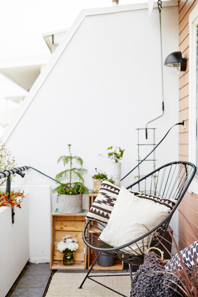 Idéer för att renovera en minimalistisk balkong
