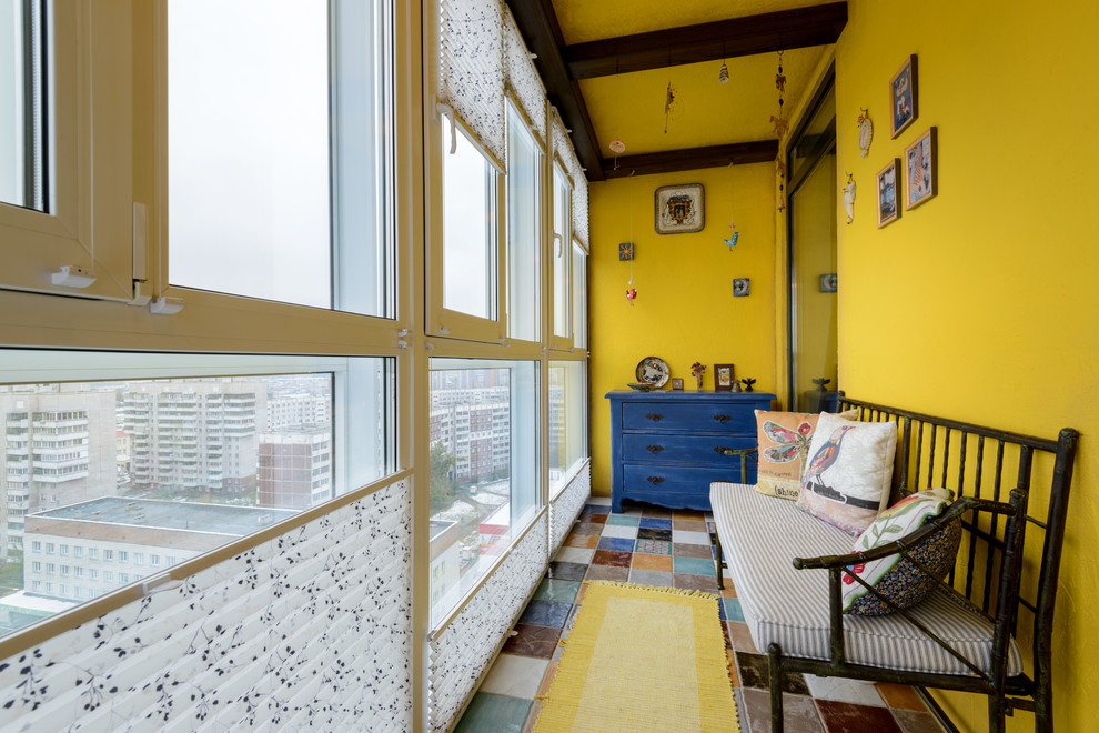 This is an example of a bohemian balcony in Novosibirsk.