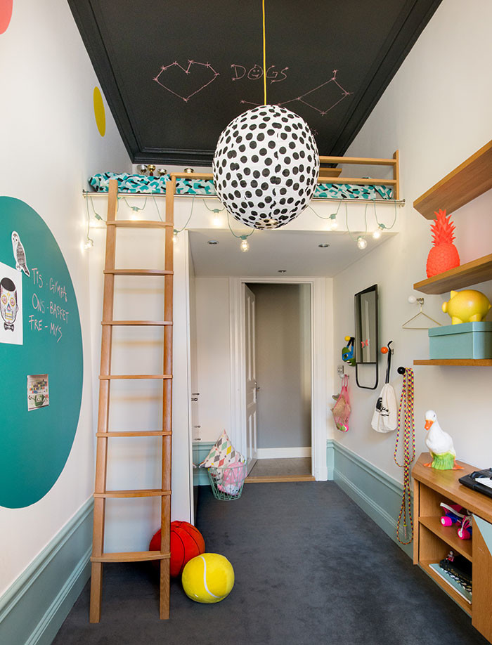 ストックホルムにあるエクレクティックスタイルのおしゃれな子供部屋の写真
